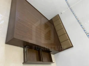 mẫu giường gỗ công nghiệp có ngăn kéo màu nâu bọc đệm mút đầu giường