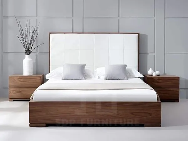 Mẫu giường size king có đầu giường cao tạo cảm giác bề thế cho phòng ngủ giường cỡ king