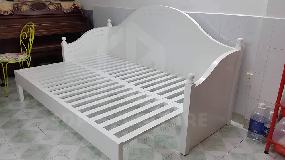 Dựa vào kích thước và kiểu dáng phù hợp với không gian nội thất căn phòng