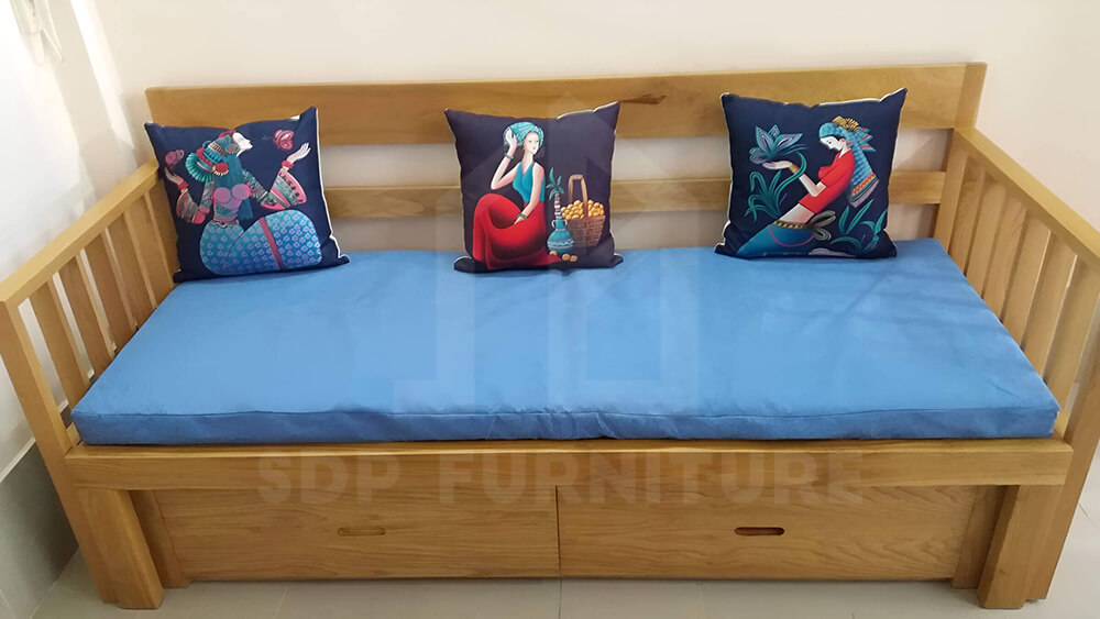 Tham khảo các yếu tố trên giúp trả lời câu hỏi nên mua sofa hay bàn ghế gỗ cho phòng khách?